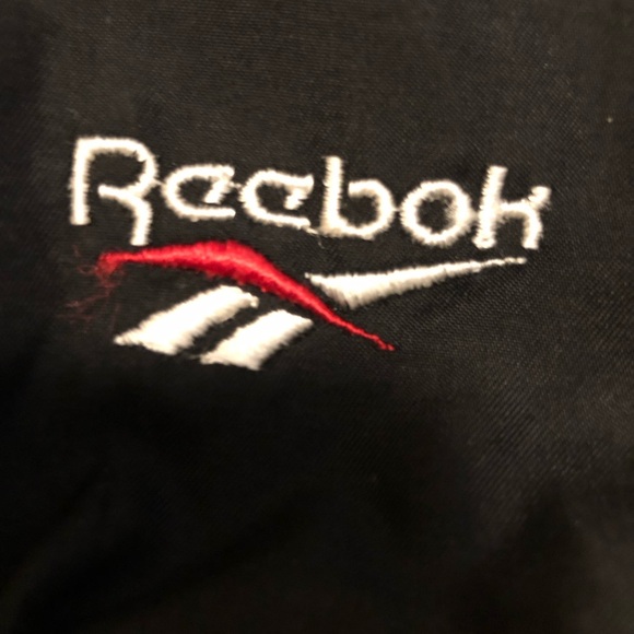 NBA REEBOK BULLS PULLOVER - Picture 2 of 6